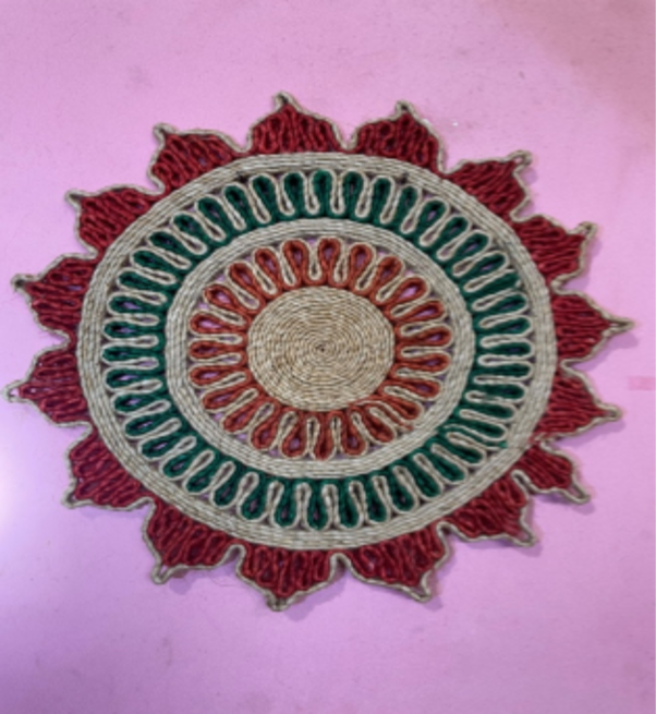 Handwoven Round Jute Mat – Eco-Friendly Home Decor and Table Accent