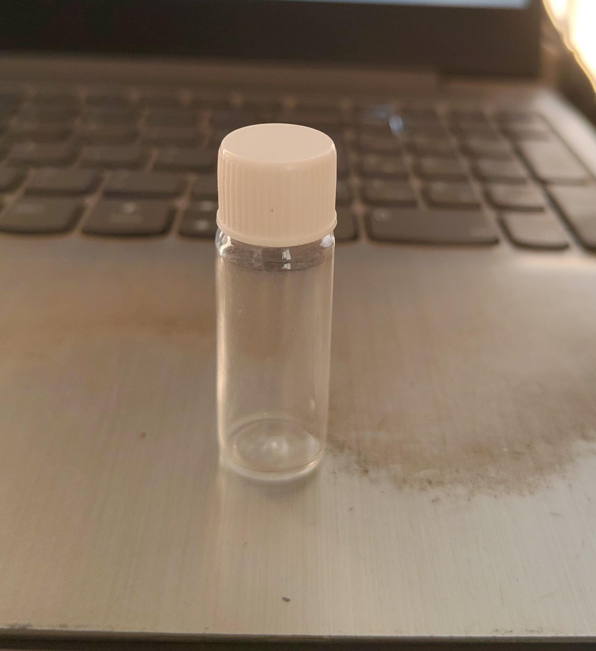 GLASS VIAL