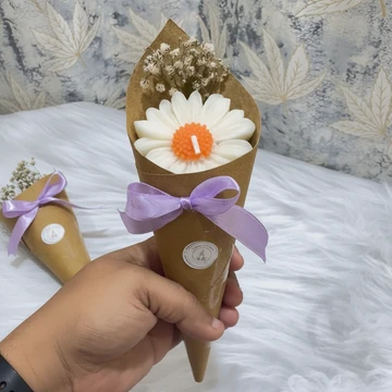 Daisy Candle Bouquet